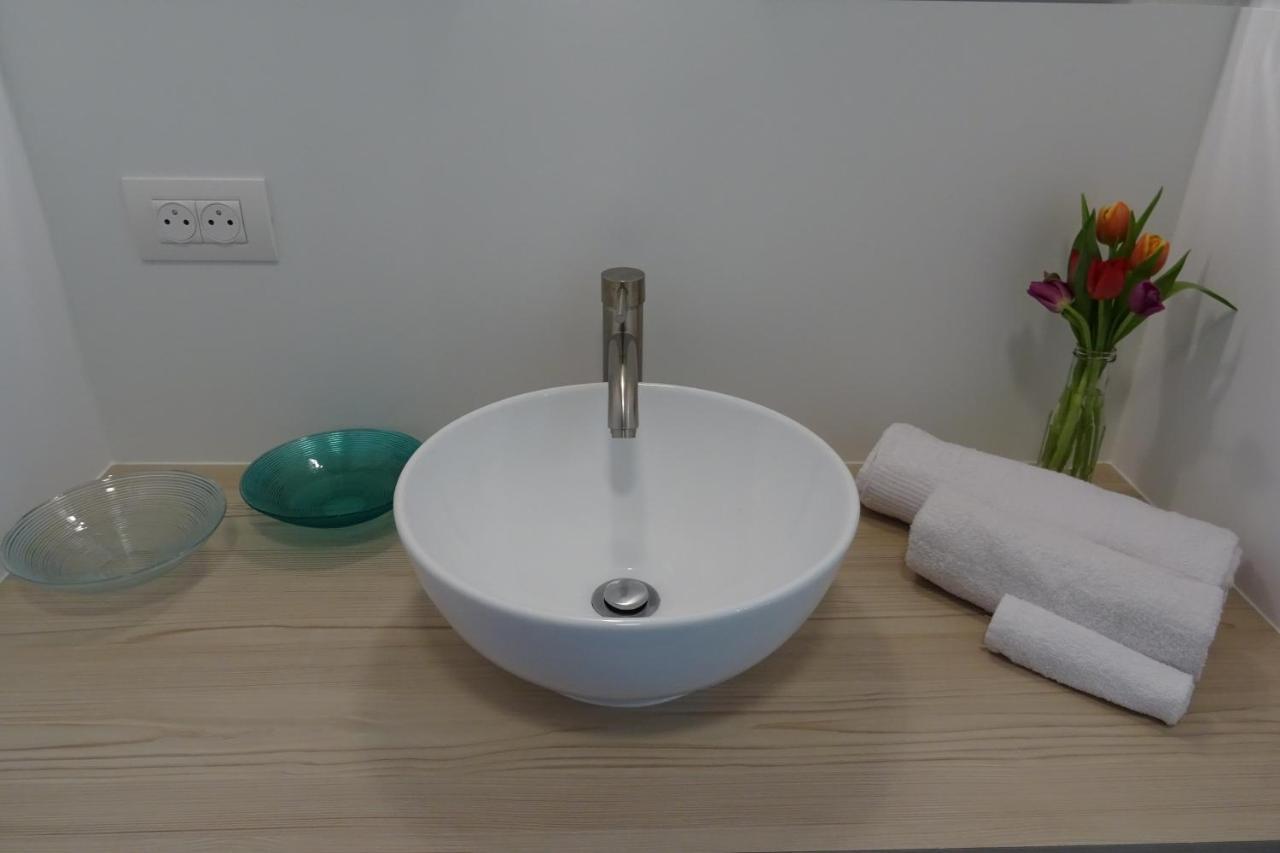 Justus Apartment Ieper Bagian luar foto